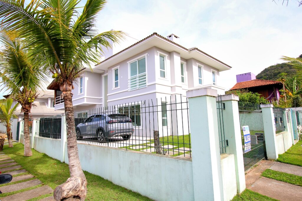 Casa para alugar em Lagoa da Conceição — 4 quartos 3 suites — foto 3