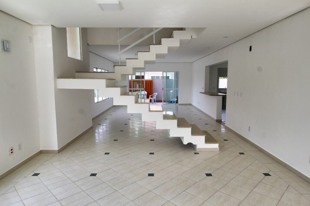 Casa para alugar em Lagoa da Conceição — 4 quartos 3 suites — foto 5