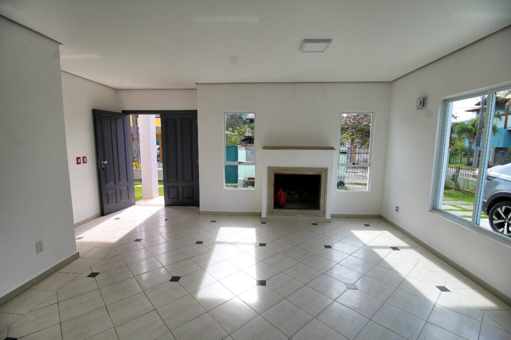 Casa para alugar em Lagoa da Conceição — 4 quartos 3 suites — foto 9