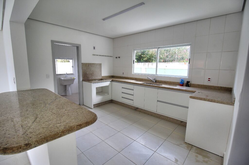 Casa para alugar em Lagoa da Conceição — 4 quartos 3 suites — foto 13